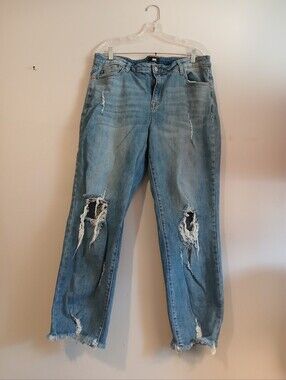 I&M Black Label Ladies Jeans. Raw Hem. Size 16